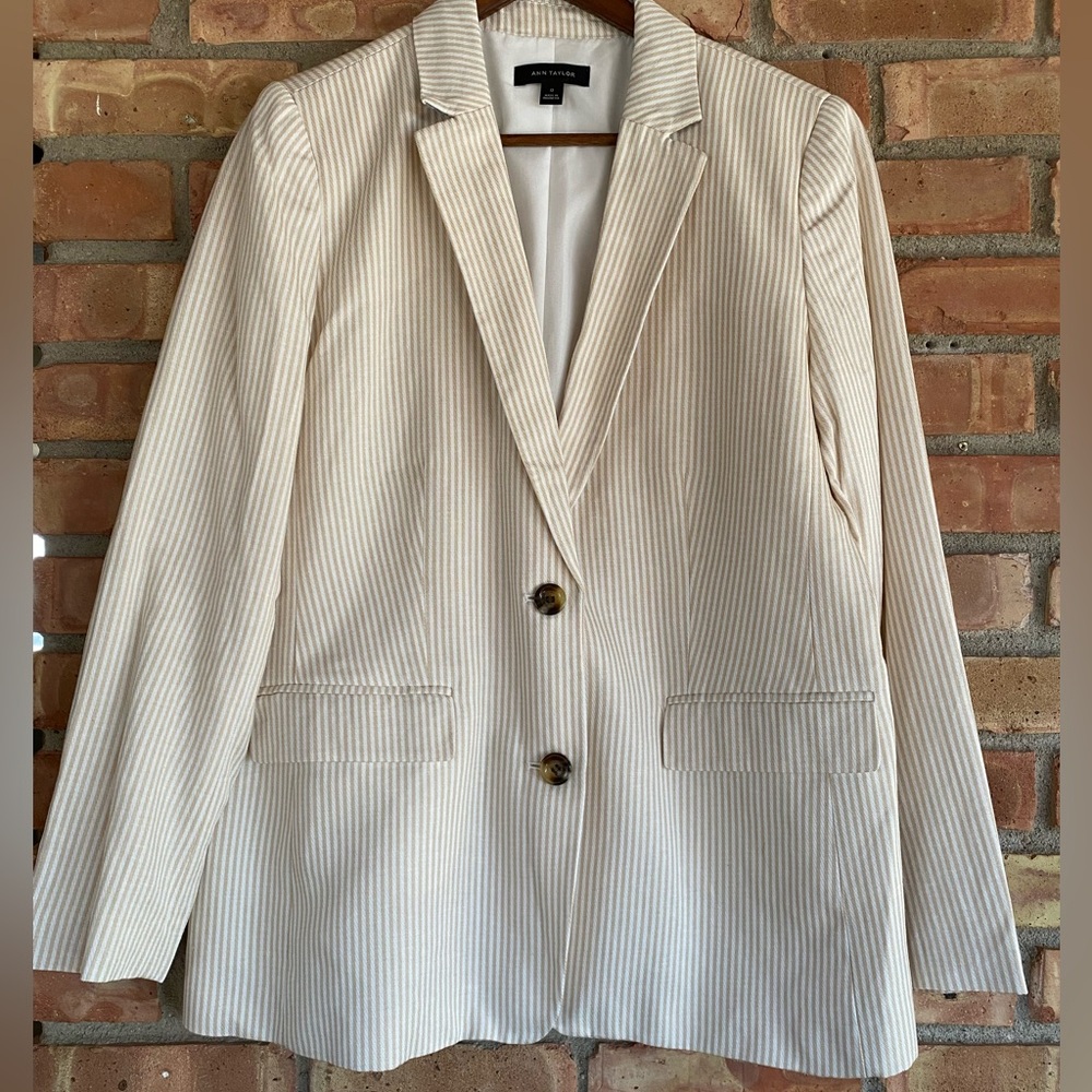 Ann Taylor Blazer